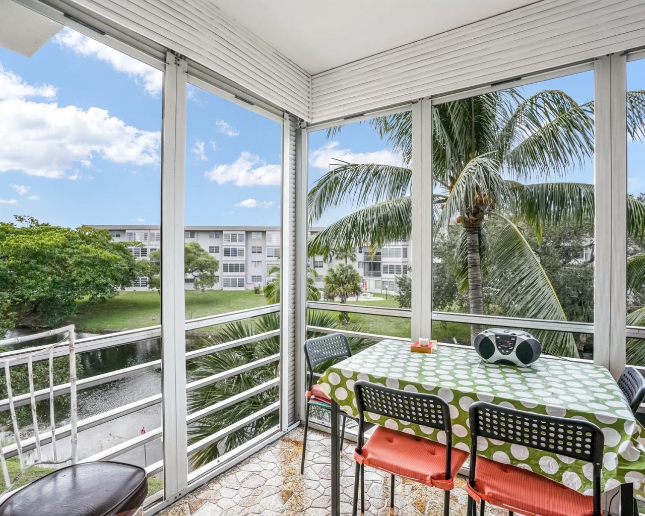 2951 NW 46th Avenue, Unit 301, Lauderdale Lakes, FL 33313 Photo