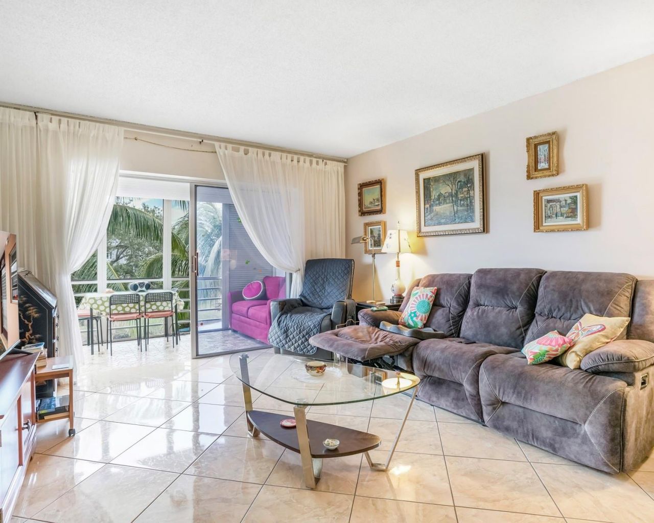 2951 NW 46th Avenue, Unit 301, Lauderdale Lakes, FL 33313 Photo