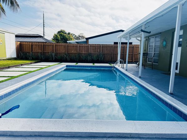 7161 Sheridan Street, Hollywood, FL 33024