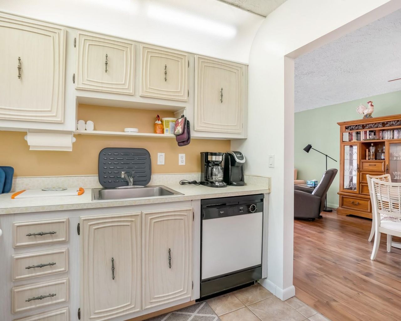 2851 Somerset Drive, Unit 205, Lauderdale Lakes, FL 33311 Photo