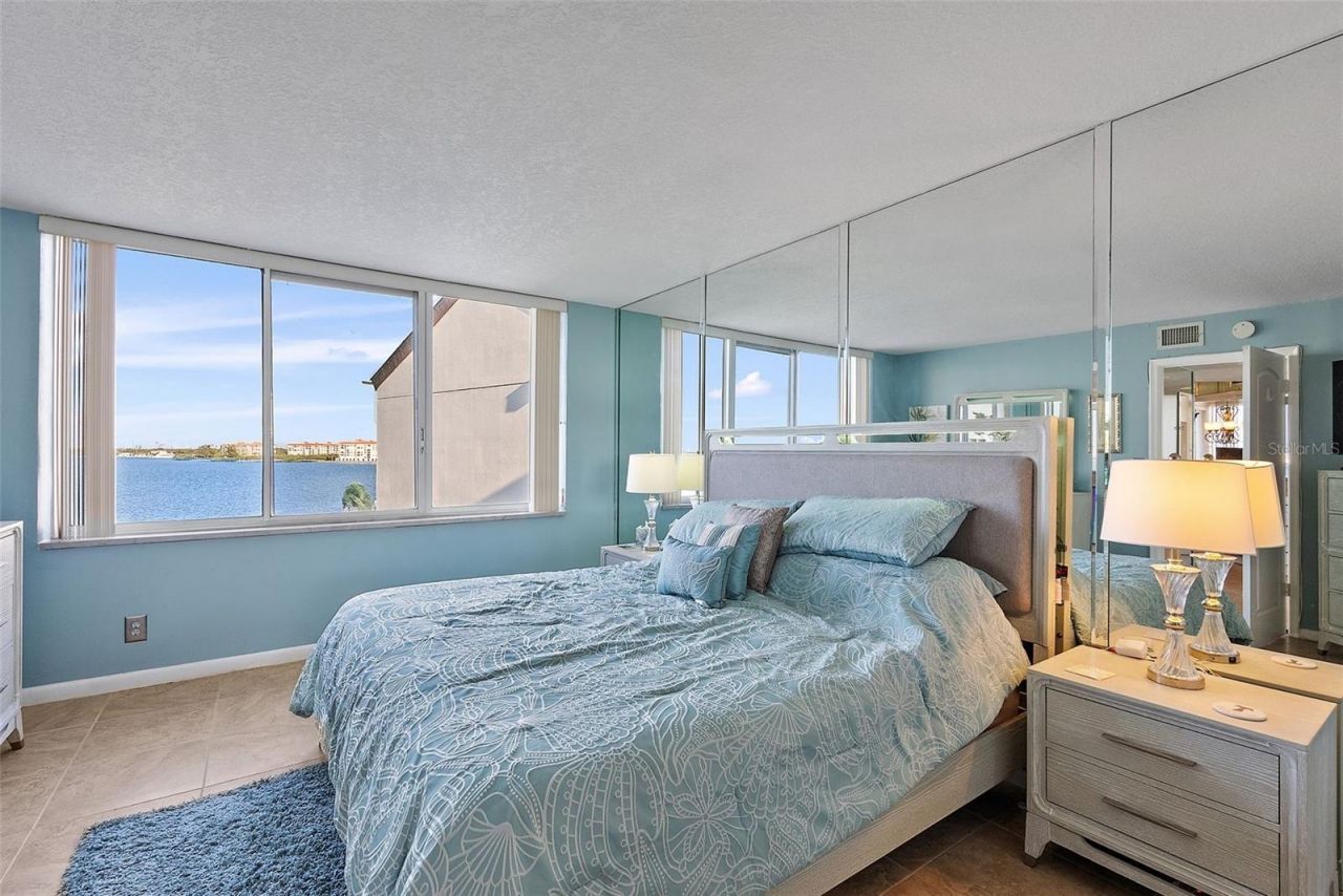 5279 Isla Key Boulevard S, Unit 417, Saint Petersburg, FL 33715 Photo