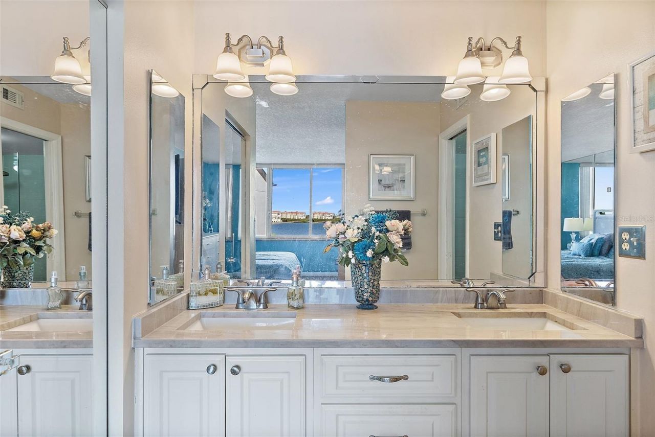 5279 Isla Key Boulevard S, Unit 417, Saint Petersburg, FL 33715 Photo