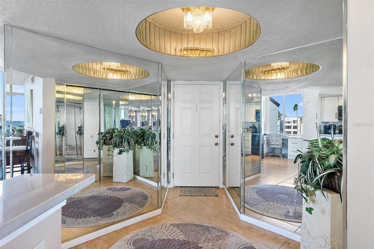 5279 Isla Key Boulevard S, Unit 417, Saint Petersburg, FL 33715 Photo