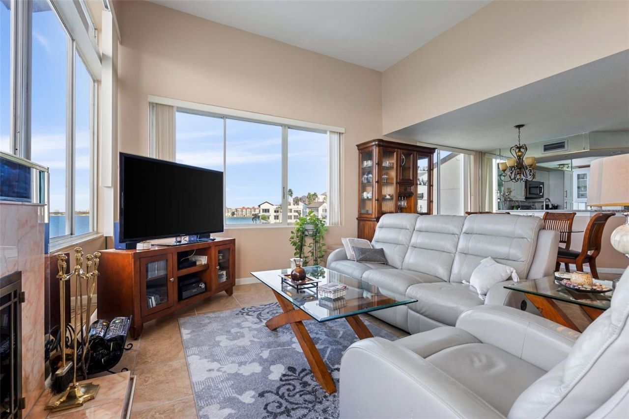 5279 Isla Key Boulevard S, Unit 417, Saint Petersburg, FL 33715 Photo