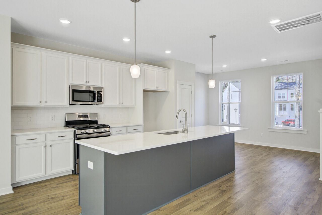 447 Caledon Court Photo 14