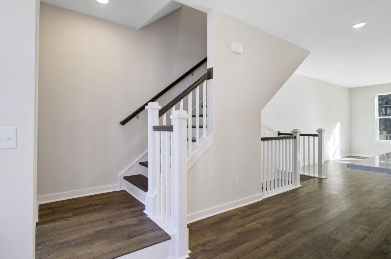 447 Caledon Court Photo 27
