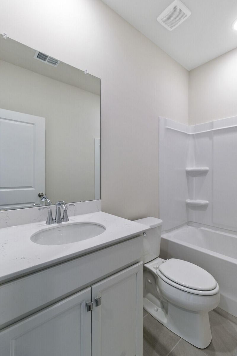 447 Caledon Court Photo 39