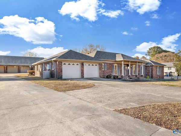 367 Arbor Acres Road, Albertville, AL 35951