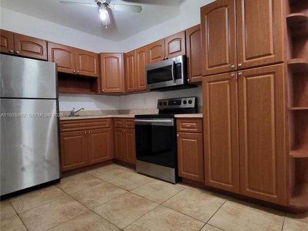 3503 SW 24th St, Unit 3503, Miami, FL 33145