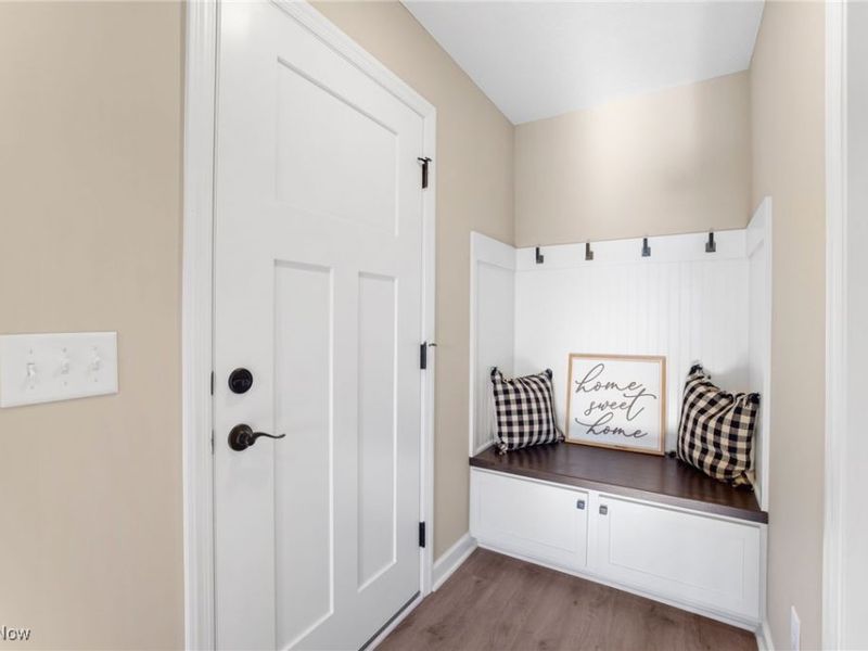 510 Meadow Circle SW, Hartville, OH 44632 Photo 25