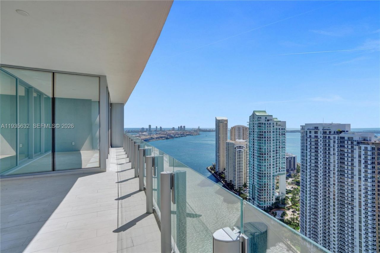 300 Biscayne Boulevard Way , Unit 3704C, Miami, FL 33131 Photo