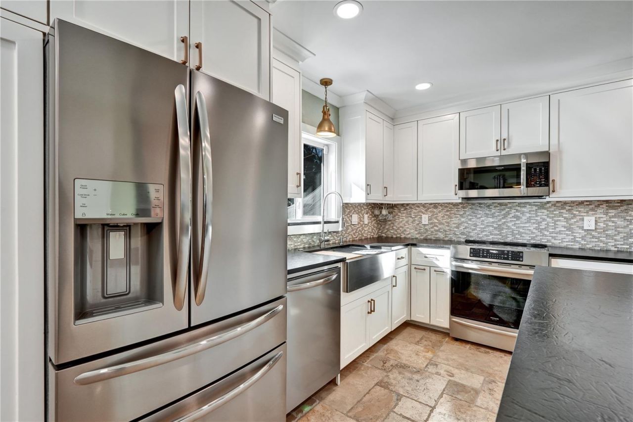 4660 22nd Avenue S, Saint Petersburg, FL 33711 Photo