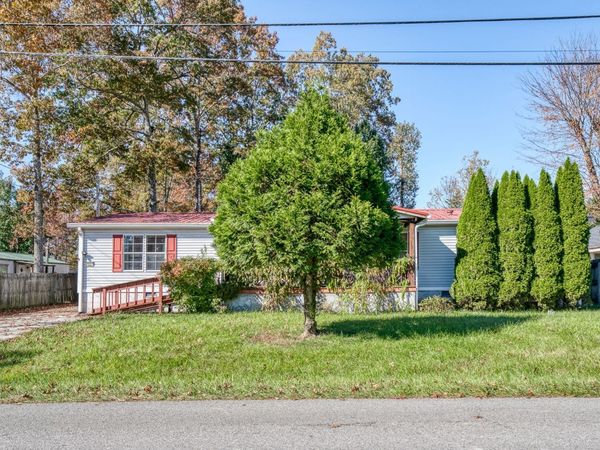 7227 Big Horn Dr, Crossville, TN 38572