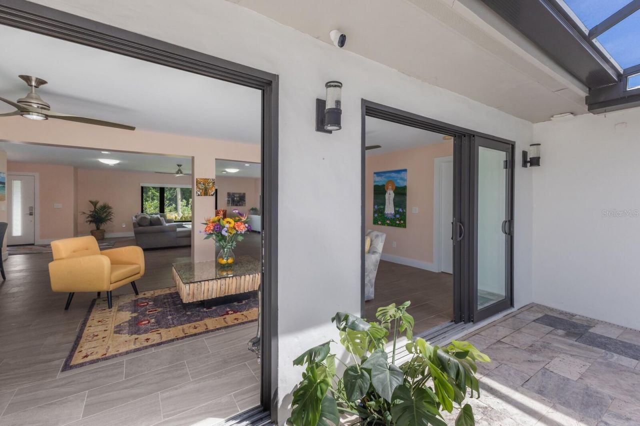 426 N Shore Drive, Sarasota, FL 34234 Photo