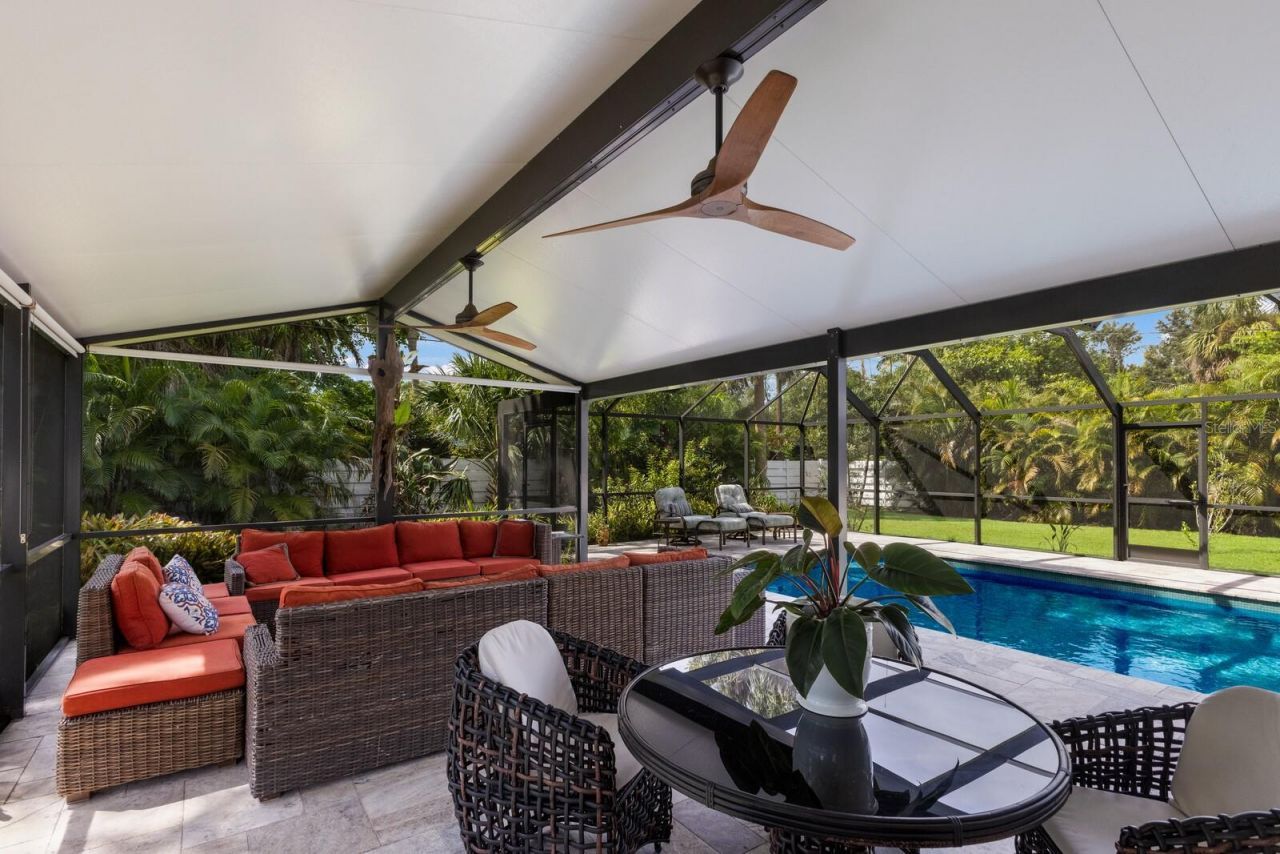 426 N Shore Drive, Sarasota, FL 34234 Photo