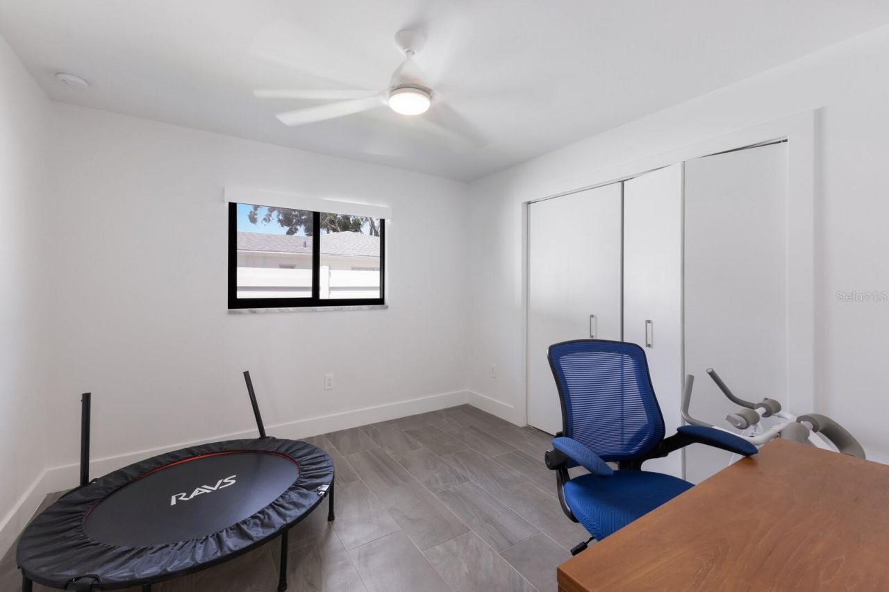 426 N Shore Drive, Sarasota, FL 34234 Photo