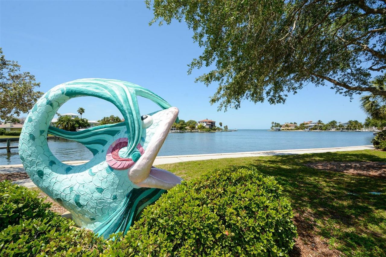 426 N Shore Drive, Sarasota, FL 34234 Photo