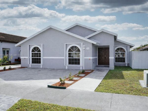 14220 SW 53rd St, Miami, FL 33175