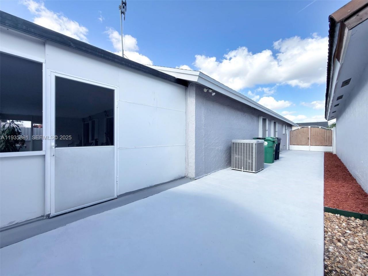 14220 SW 53rd St, Miami, FL 33175 Photo