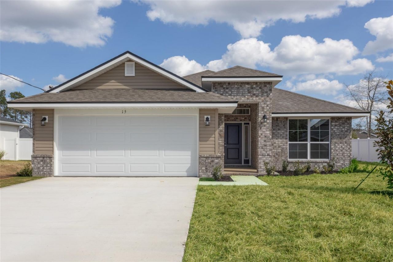 15 Roxton Lane, Palm Coast, FL 32164 Main Photo