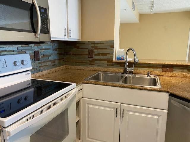 1000 Scotia Drive, Unit 504, Hypoluxo, FL 33462 Photo