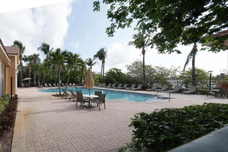 1000 Scotia Drive, Unit 504, Hypoluxo, FL 33462 Photo