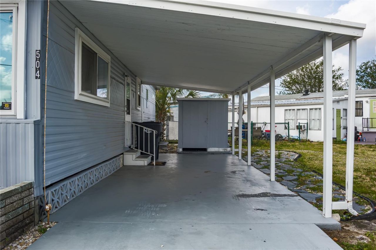 504 50th Avenue Dr W, Bradenton, FL 34207 Photo