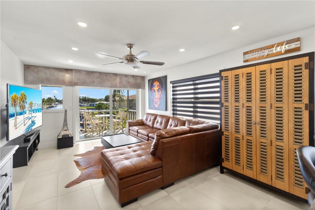 650 Pine Dr, Unit 20, Pompano Beach, FL 33060 Photo