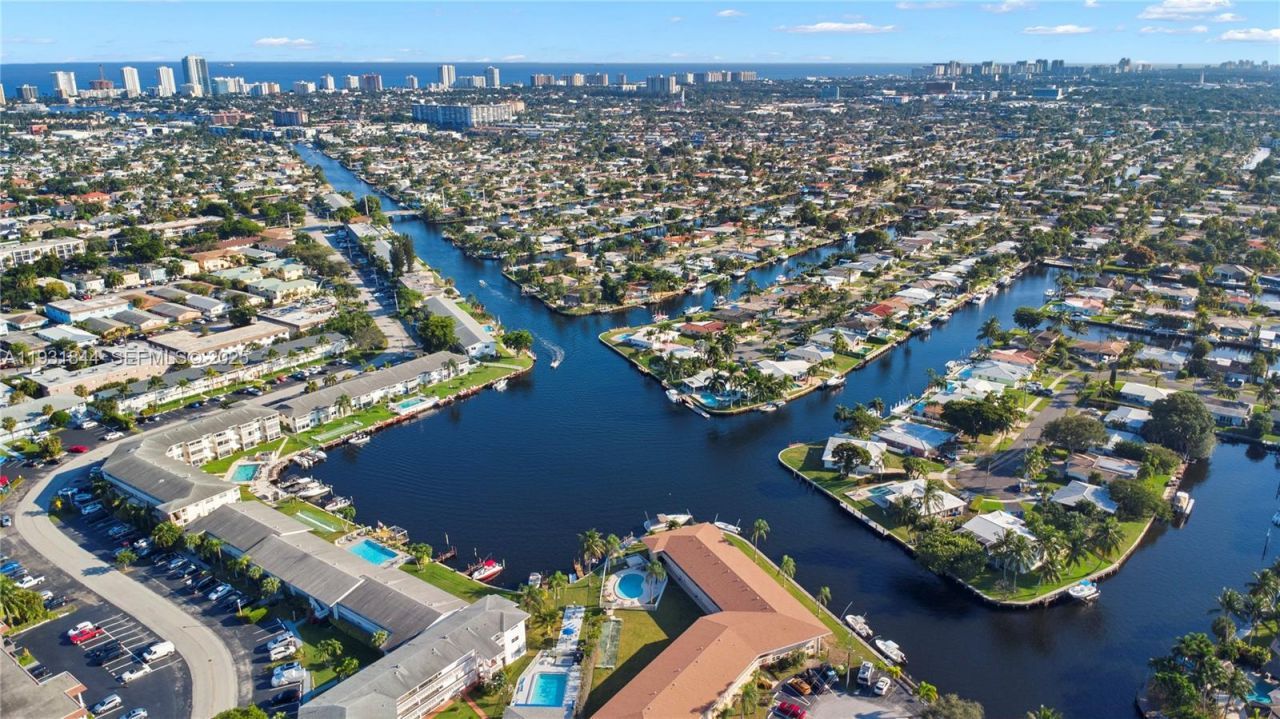 650 Pine Dr, Unit 20, Pompano Beach, FL 33060 Photo