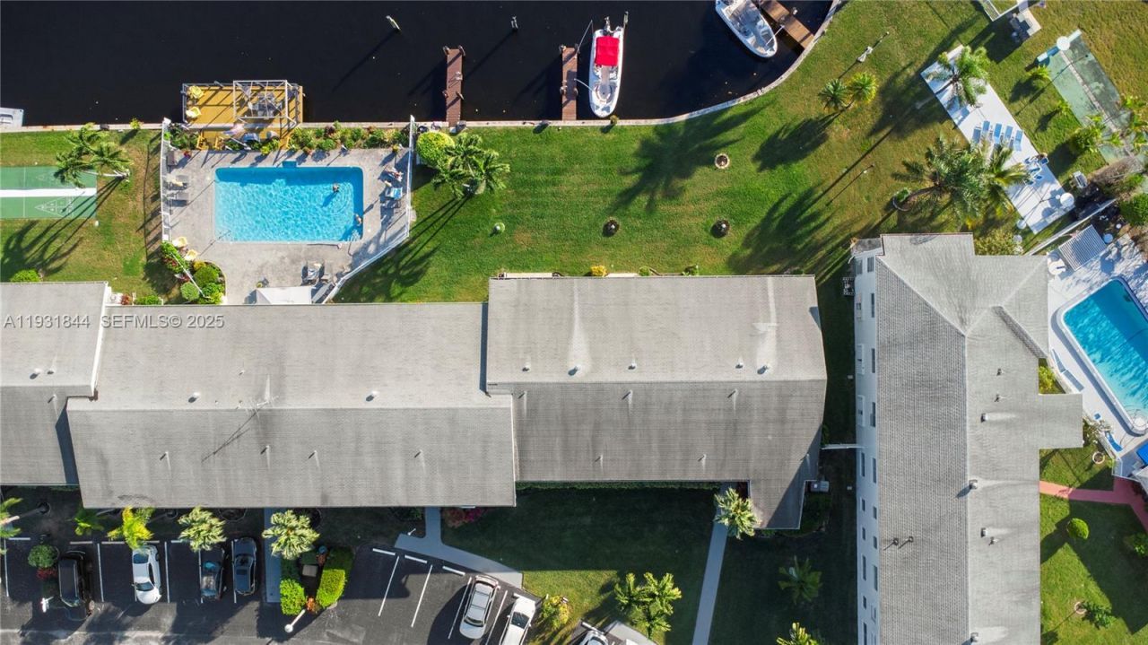 650 Pine Dr, Unit 20, Pompano Beach, FL 33060 Photo