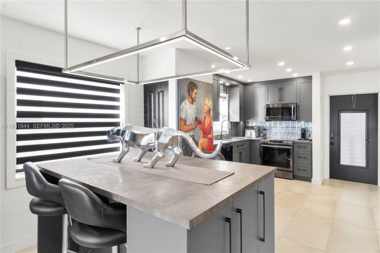 650 Pine Dr, Unit 20, Pompano Beach, FL 33060 Photo