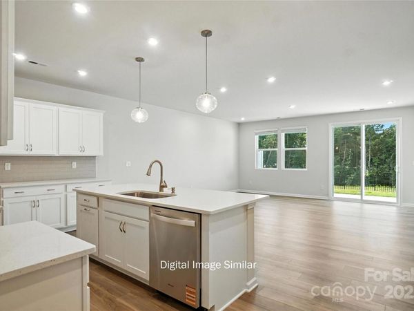 1209 Vibrant Road, Charlotte, NC 28215