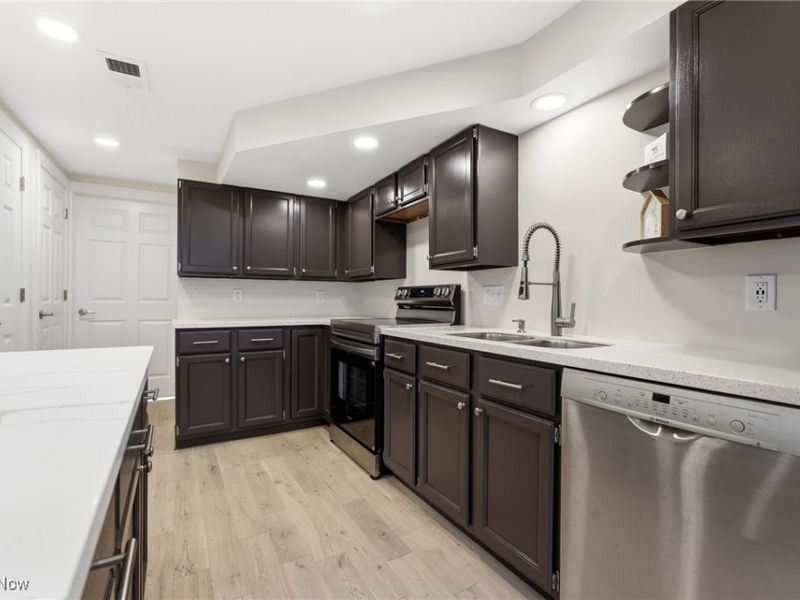 3793 Ranfield Road, Kent, OH 44240 Photo 9