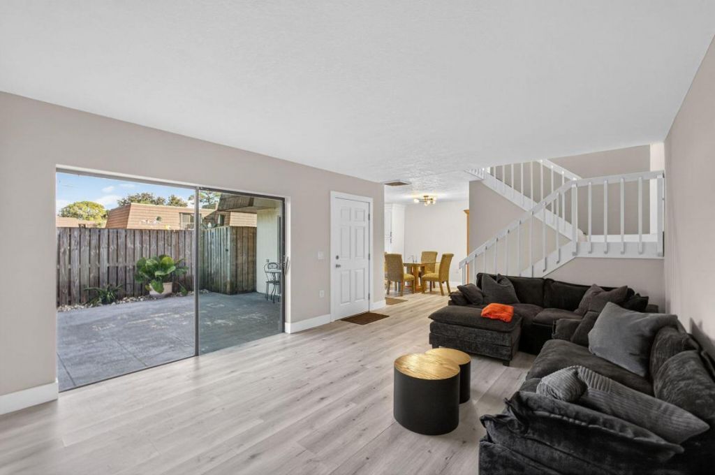 701 7th Lane, Palm Beach Gardens, FL 33418 Photo