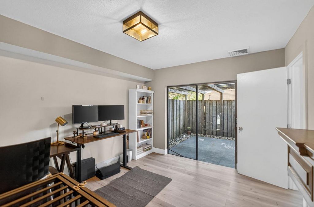 701 7th Lane, Palm Beach Gardens, FL 33418 Photo