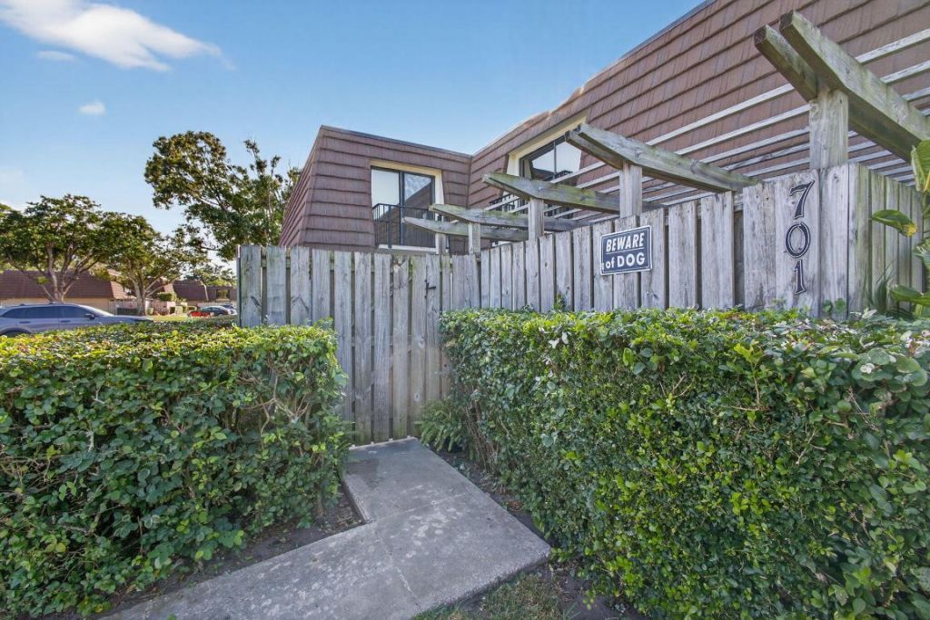 701 7th Lane, Palm Beach Gardens, FL 33418 Photo