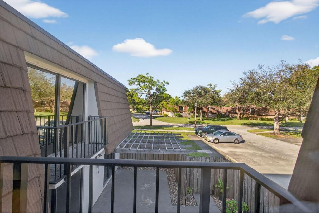 701 7th Lane, Palm Beach Gardens, FL 33418 Photo