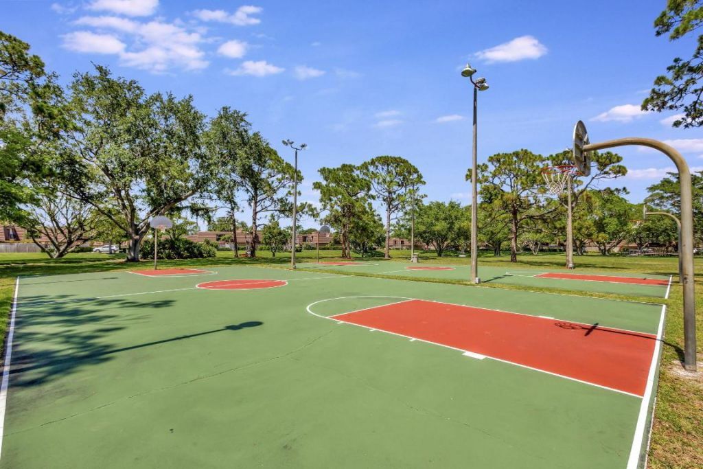 701 7th Lane, Palm Beach Gardens, FL 33418 Photo