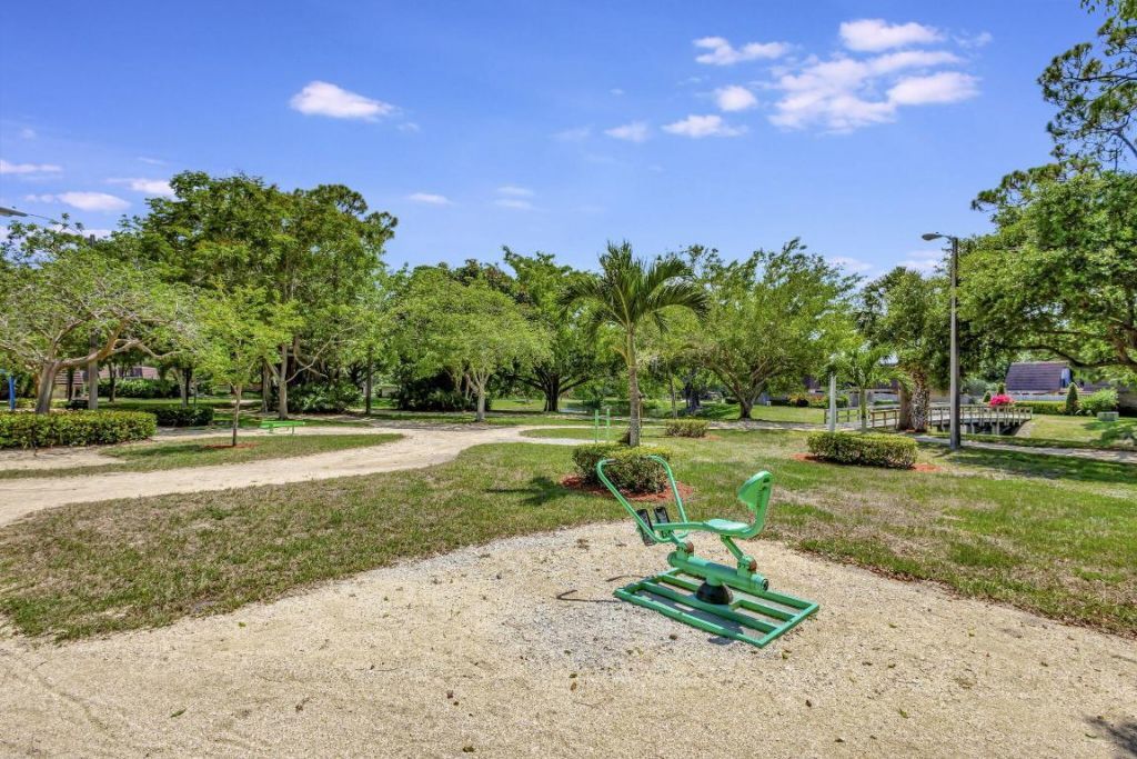 701 7th Lane, Palm Beach Gardens, FL 33418 Photo