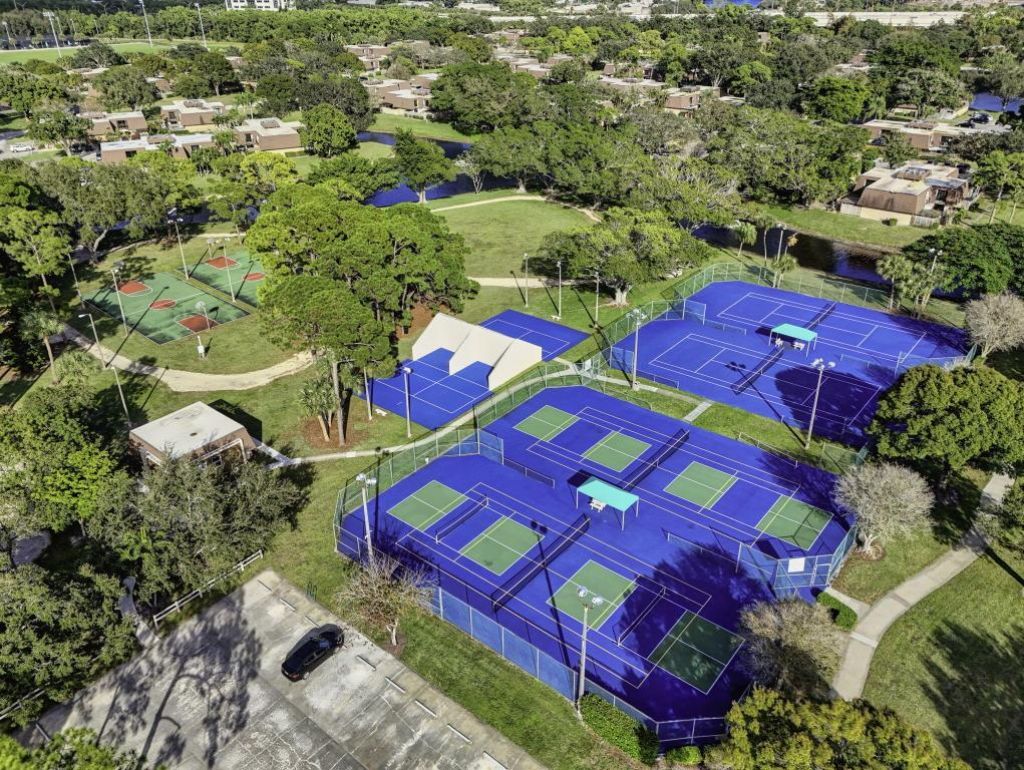 701 7th Lane, Palm Beach Gardens, FL 33418 Photo