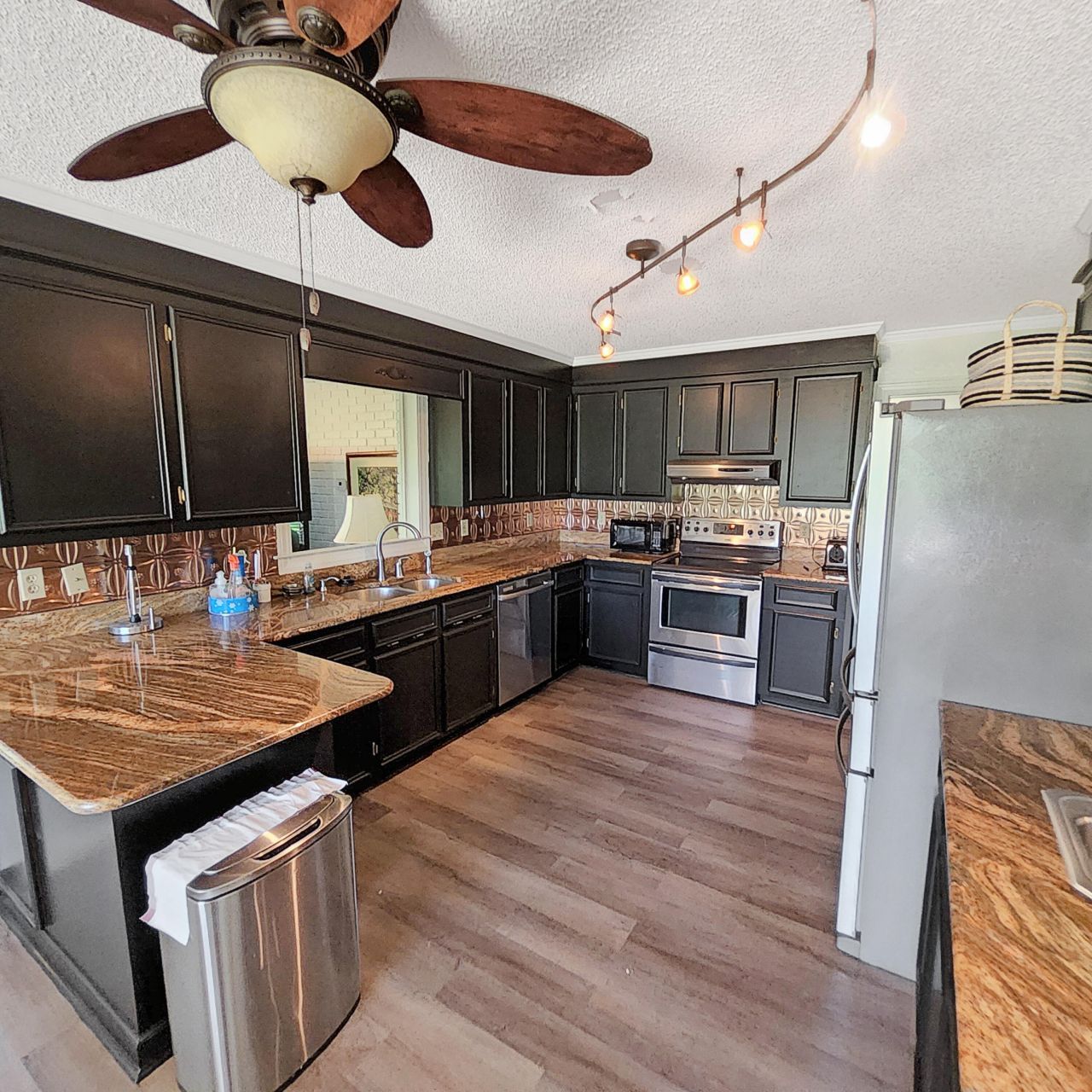 119 Saluda Drive Photo 19