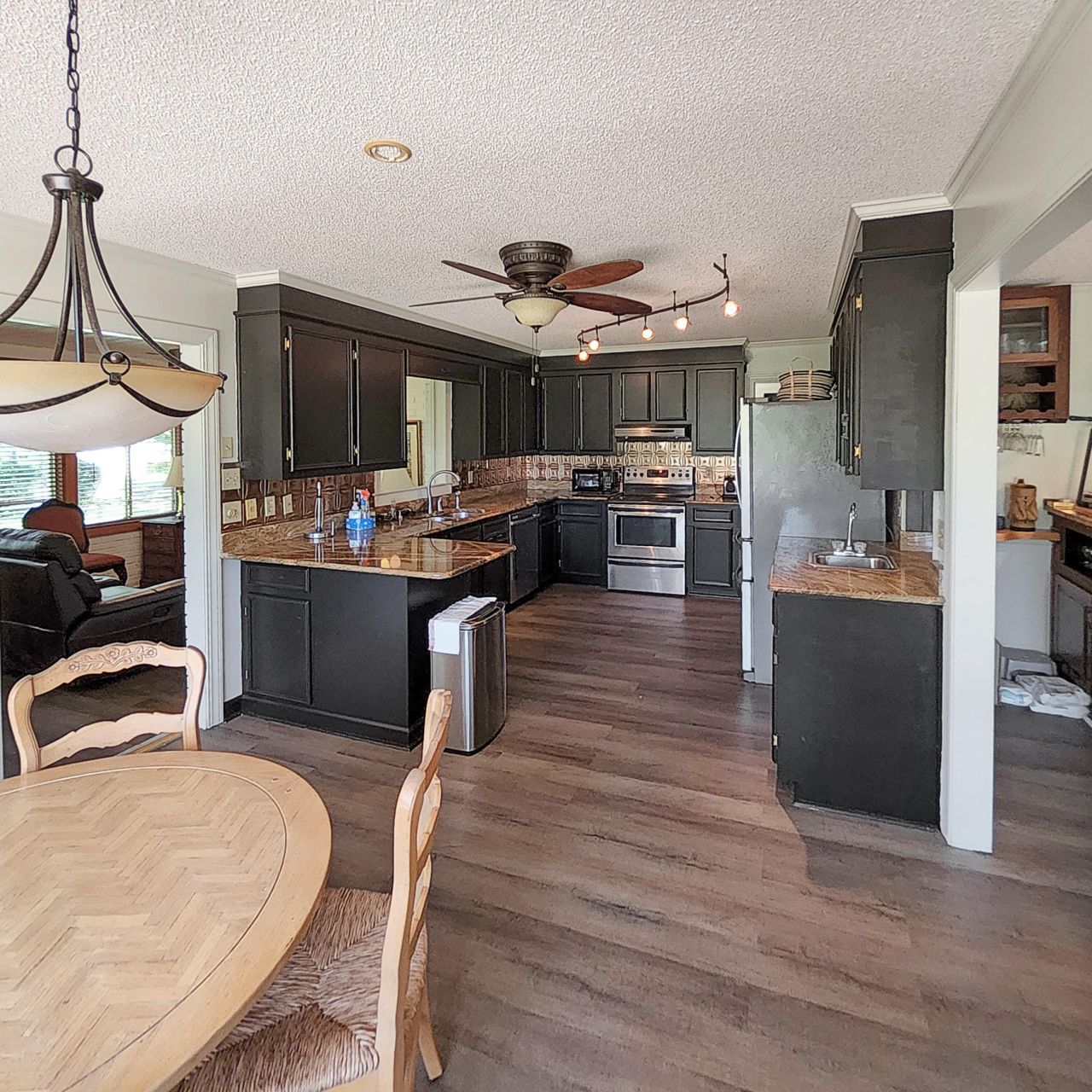 119 Saluda Drive Photo 21