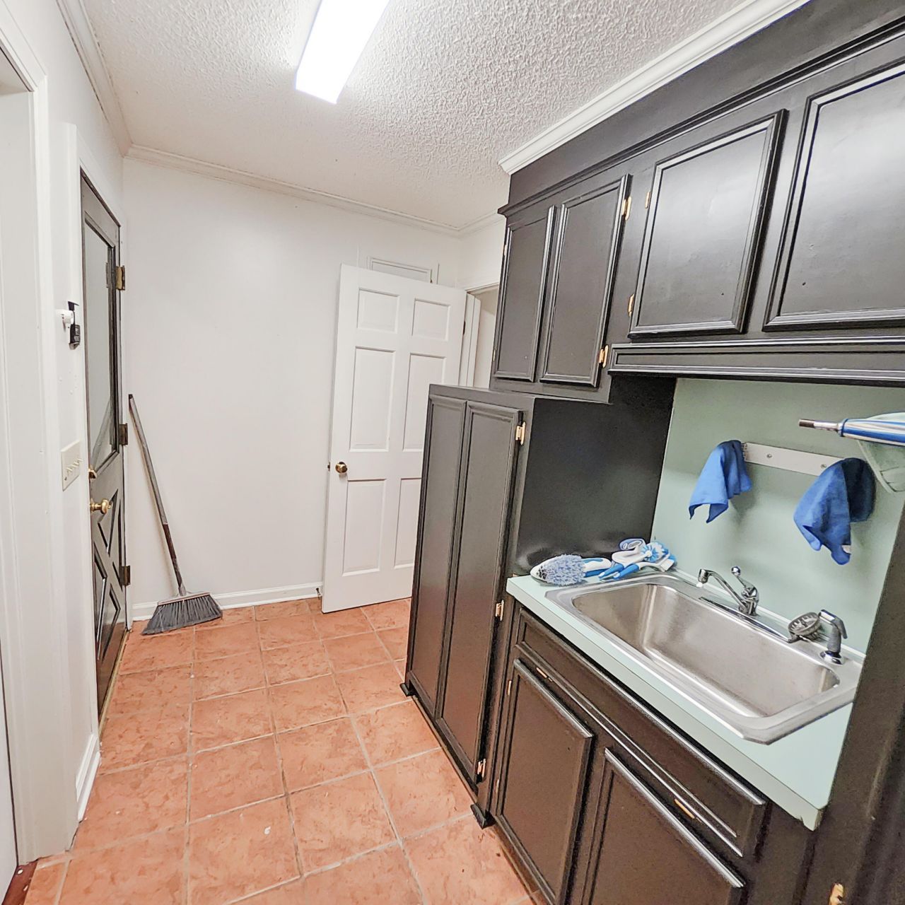 119 Saluda Drive Photo 29