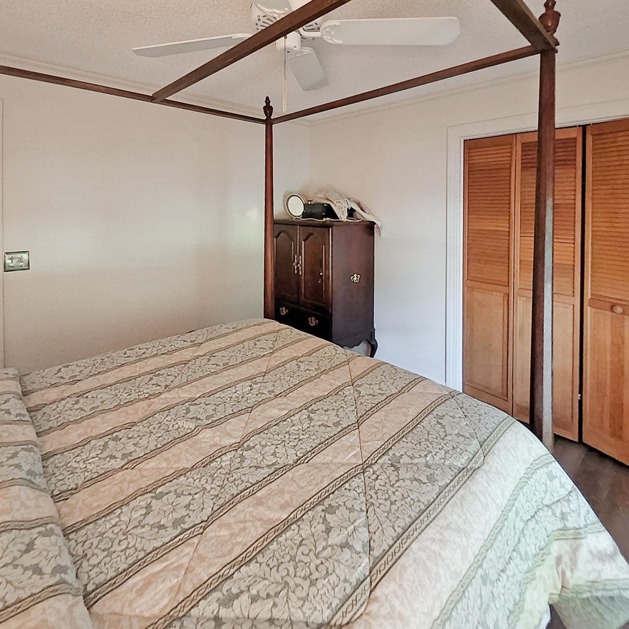 119 Saluda Drive Photo 34