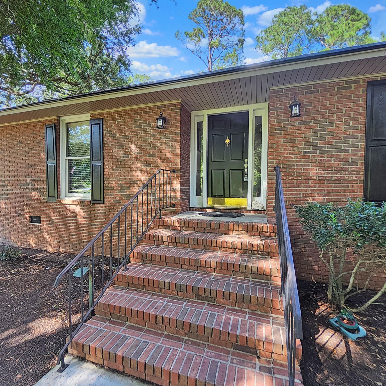 119 Saluda Drive Photo 6