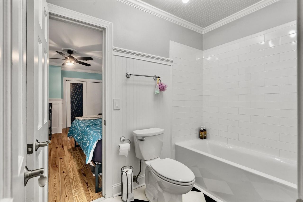 100 Fairway Drive Photo 30