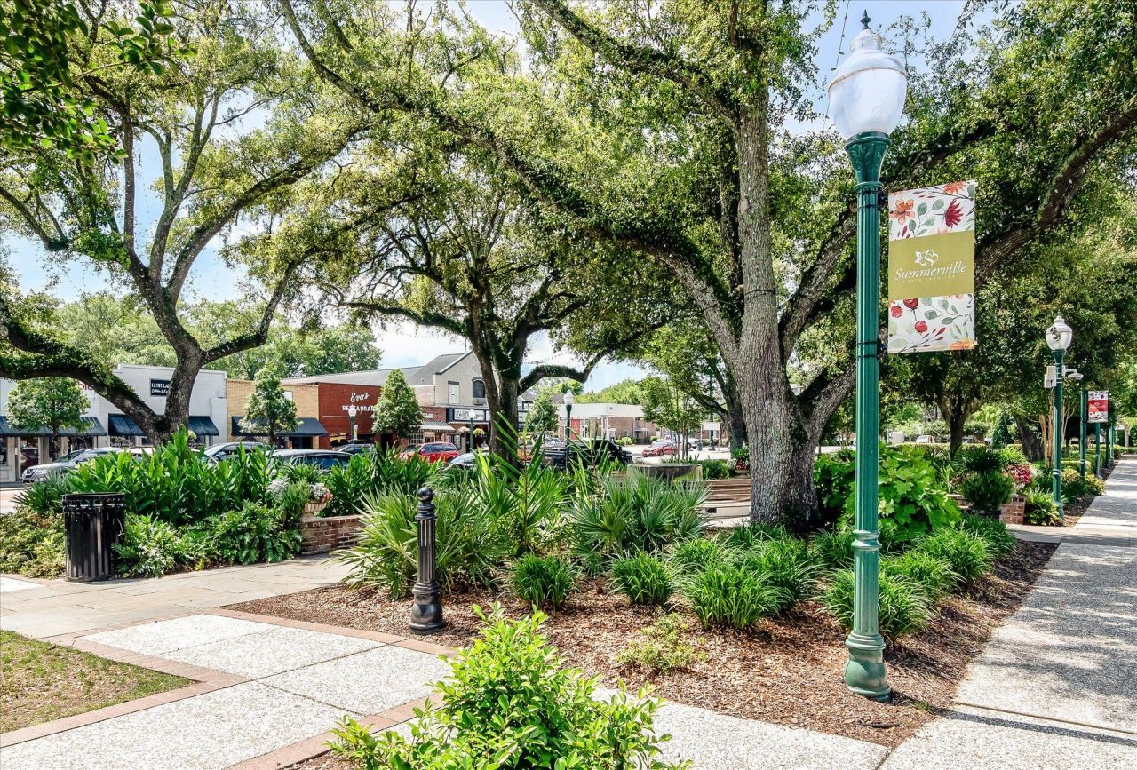 100 Fairway Drive Photo 56