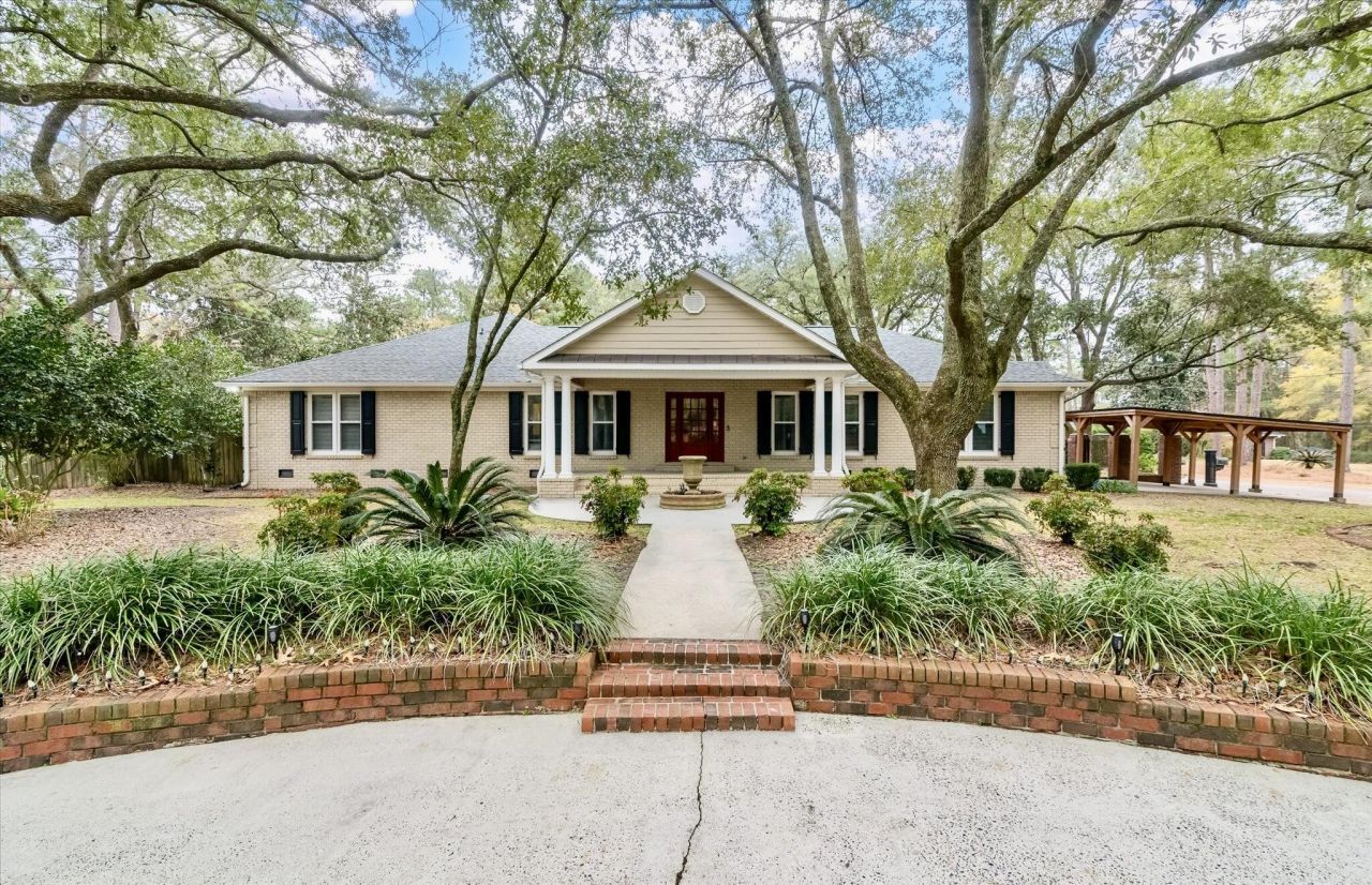 100 Fairway Drive Photo 57