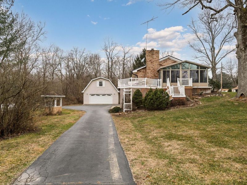 7173 Refugee Road SW, Pataskala, OH 43062 Photo 36