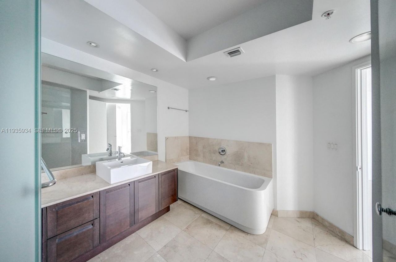 250 Sunny Isles Blvd , Unit 3-1404, Sunny Isles Beach, FL 33160 Photo